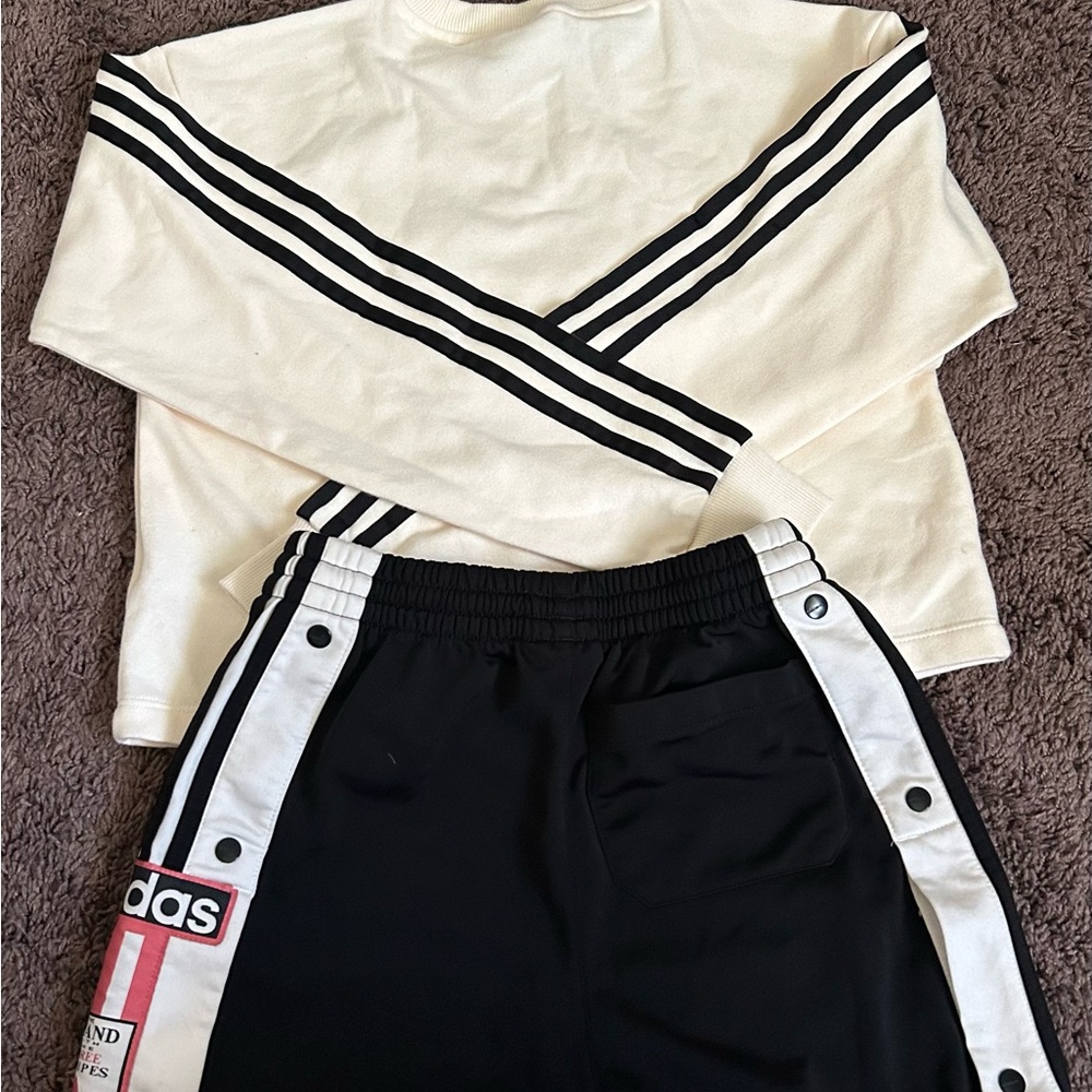 Adidas set - Picture 2 of 3